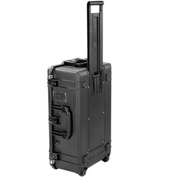 Pelican 1595 Air Travel Case with wheels and retractable extension handle